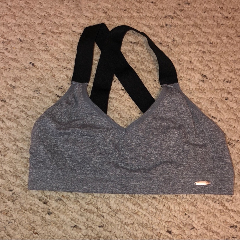 Sports bra